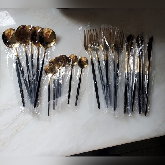 NEW Modern Flatware Dinnerware Silverware Set 24 Piece - Picture 8 of 9